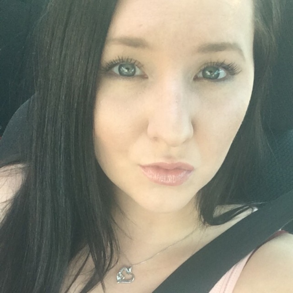 Meet your Posher, Aleesha